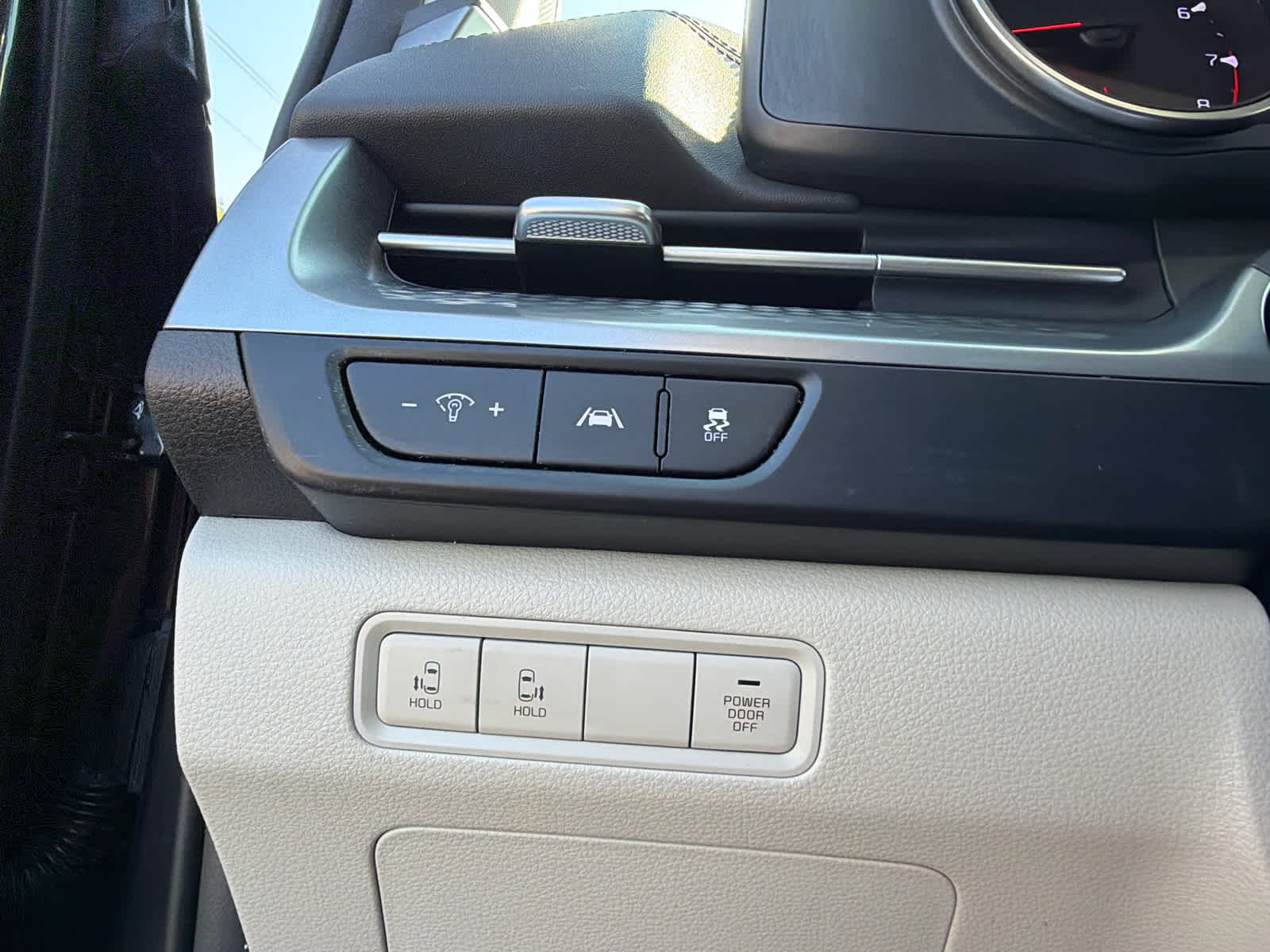 2024 Kia Carnival MPV LX Seat Package