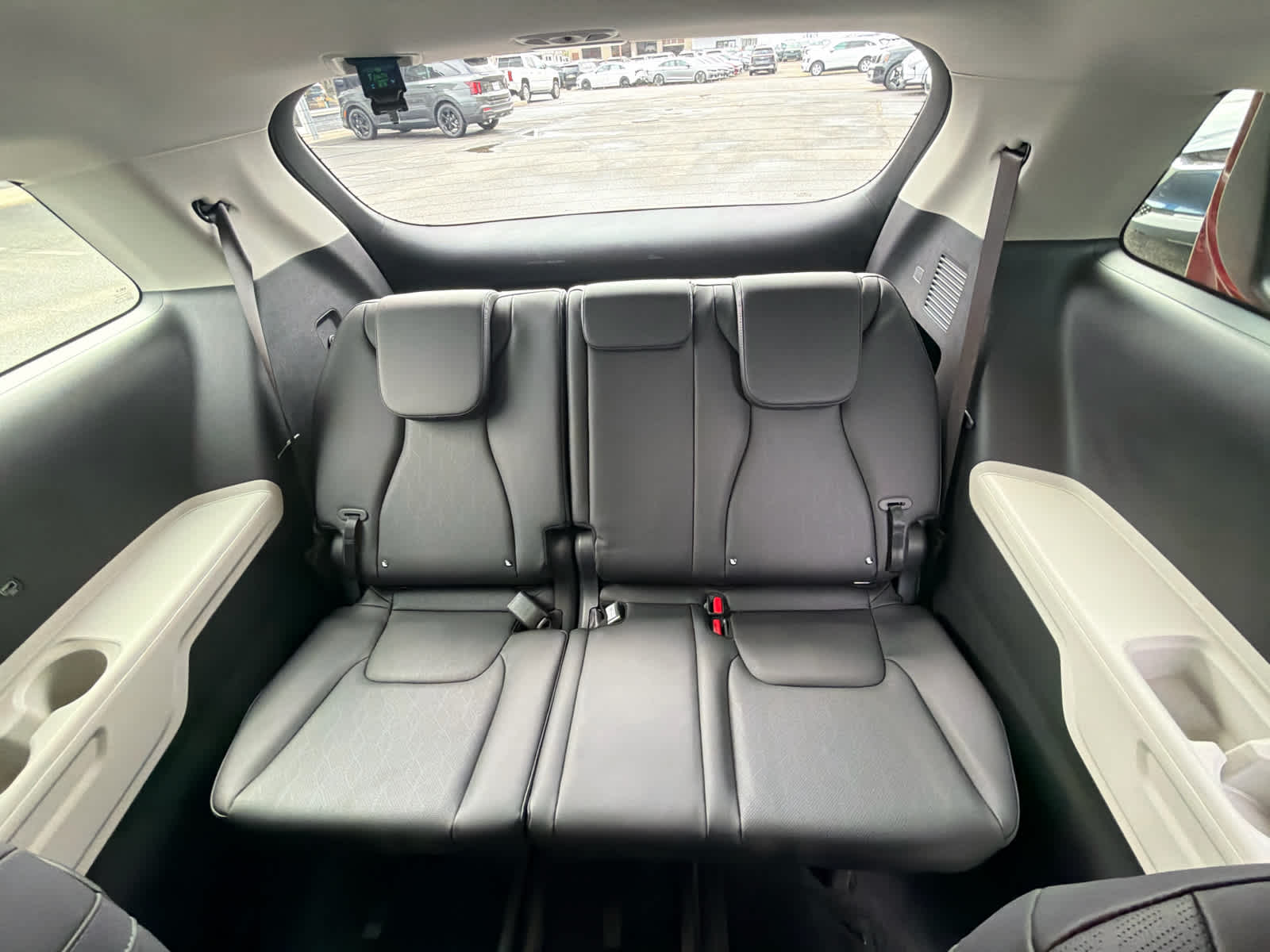 2024 Kia Carnival MPV LX Seat Package