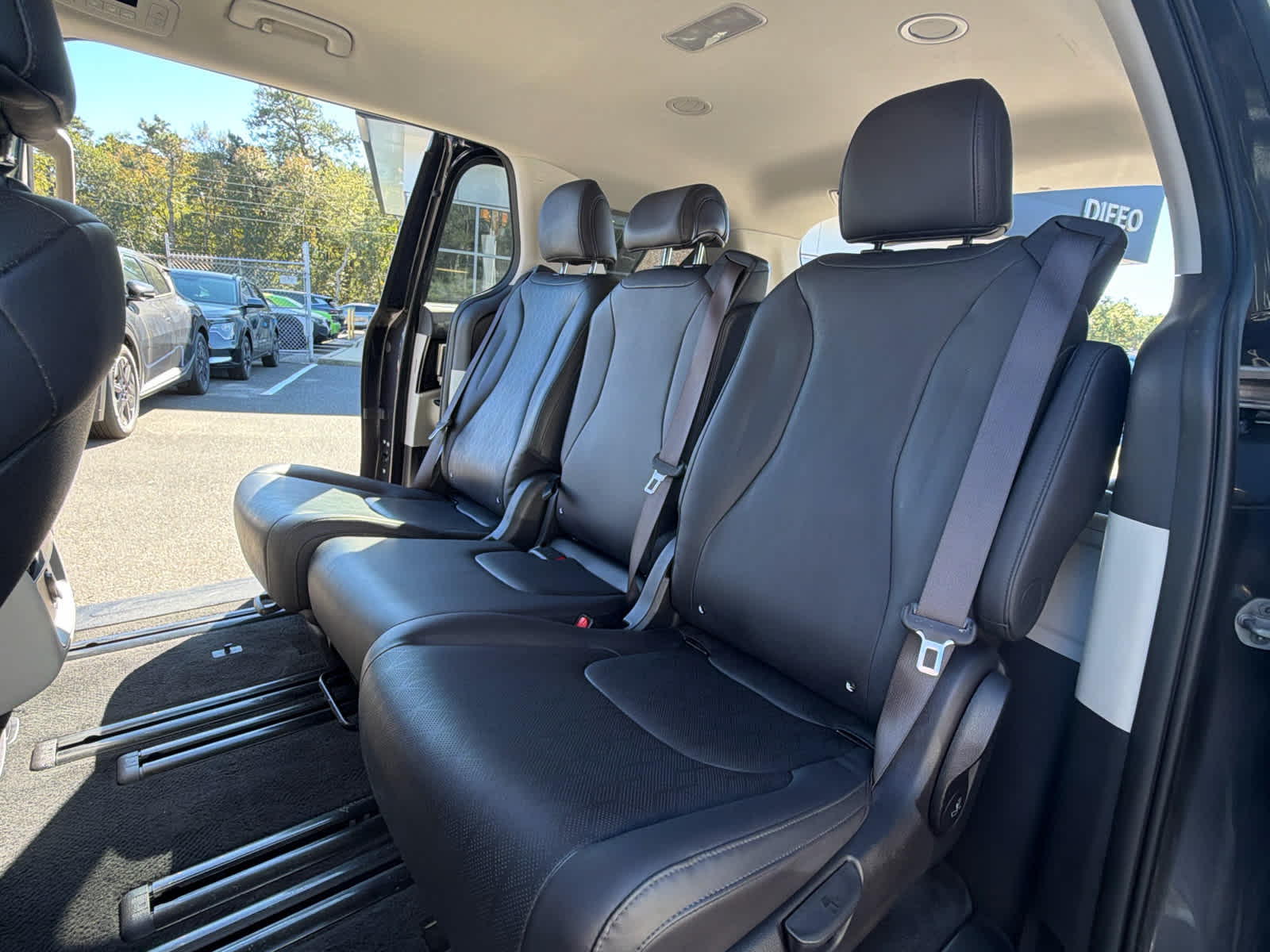 2024 Kia Carnival MPV EX