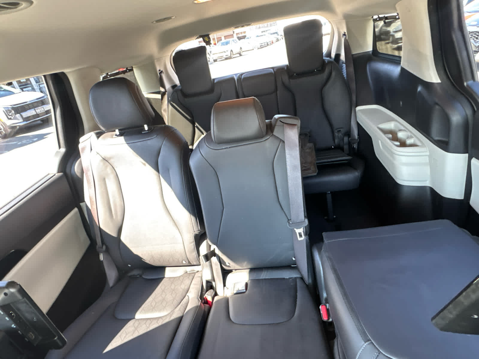 2024 Kia Carnival MPV SX