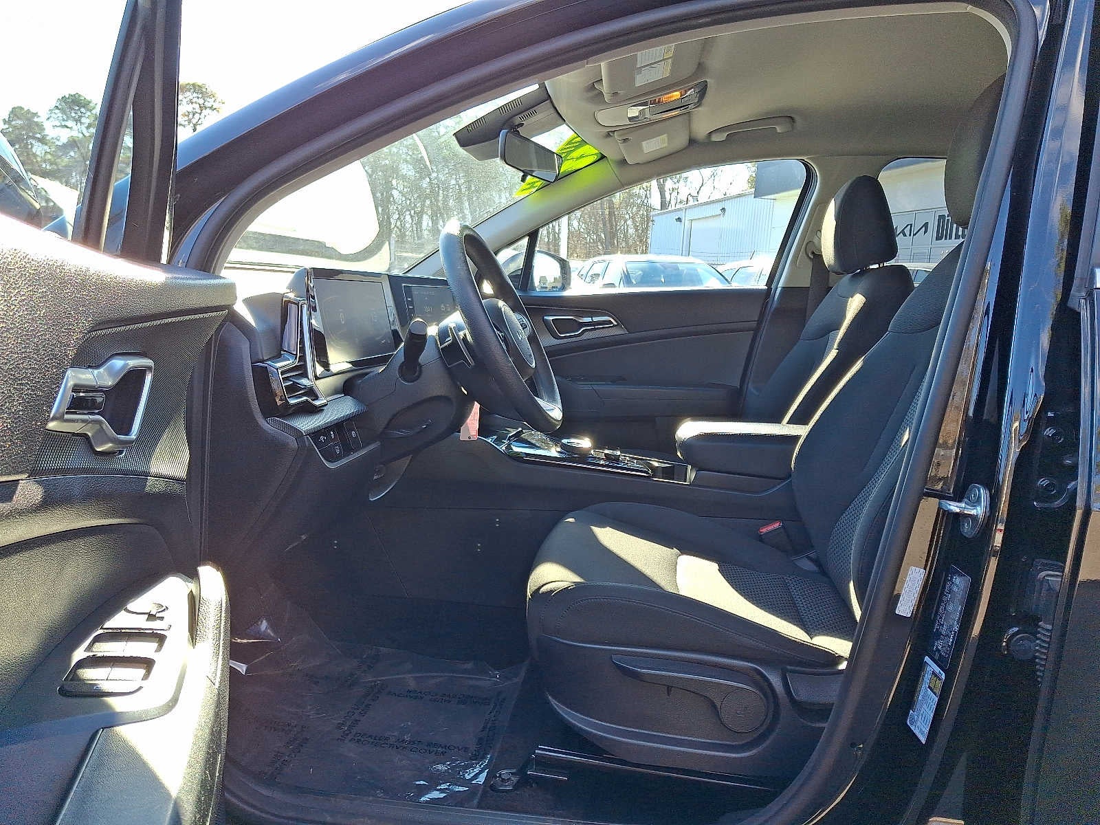 2023 Kia Sportage Hybrid LX