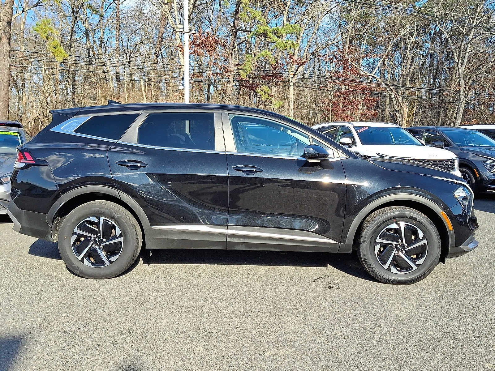 2023 Kia Sportage Hybrid LX