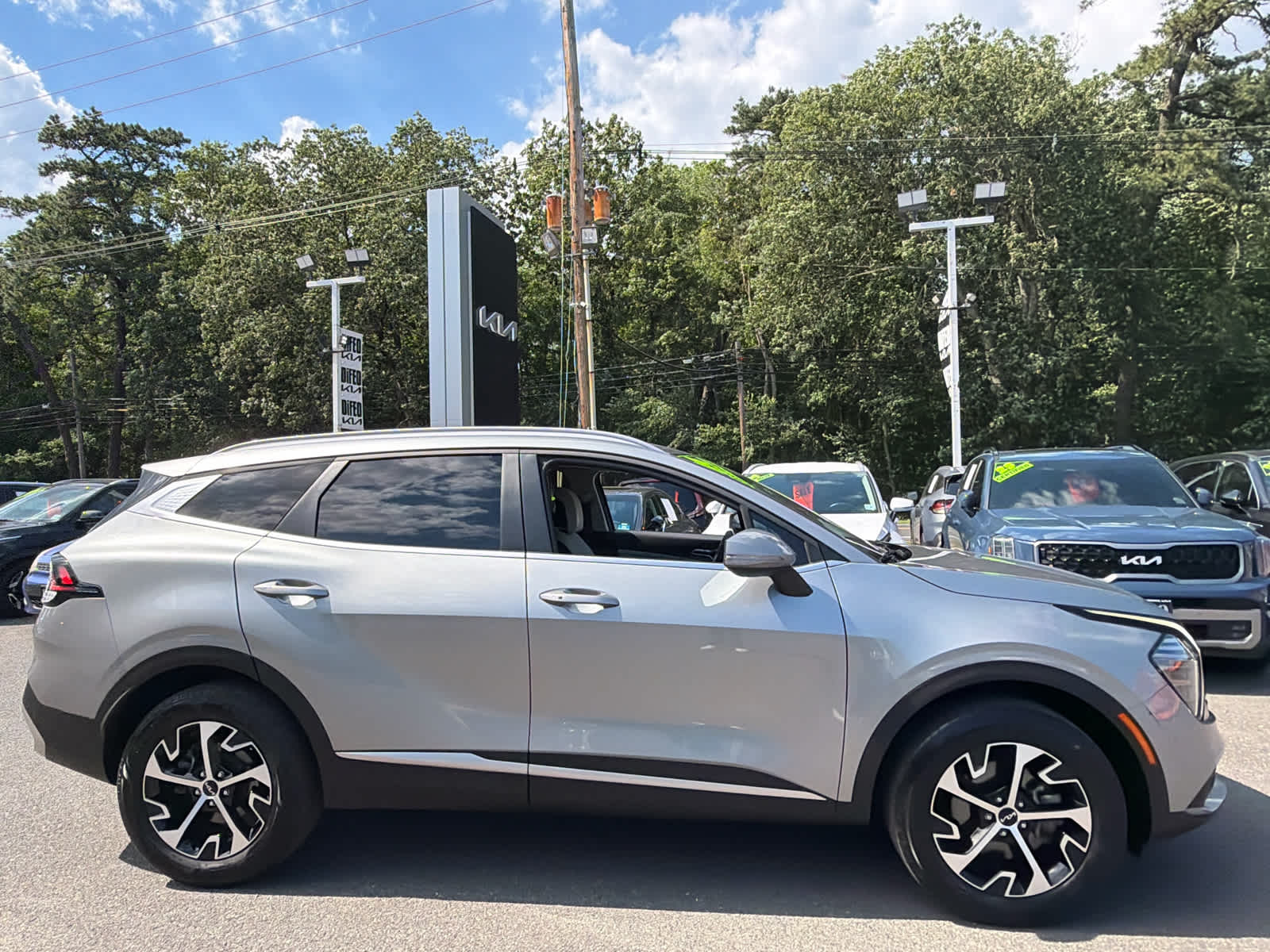 2024 Kia Sportage EX